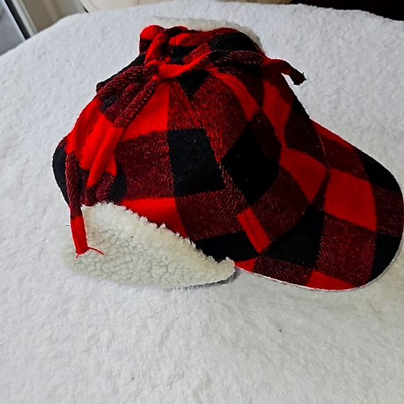 Woodland Creek Buffalo Plaid Flannel Trapper Hat Red/Black, NWOT - Picture 4 of 11